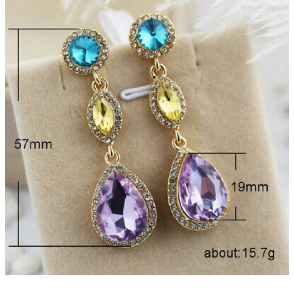 NEW 18k fold plated earrings - Picture 4 of 4